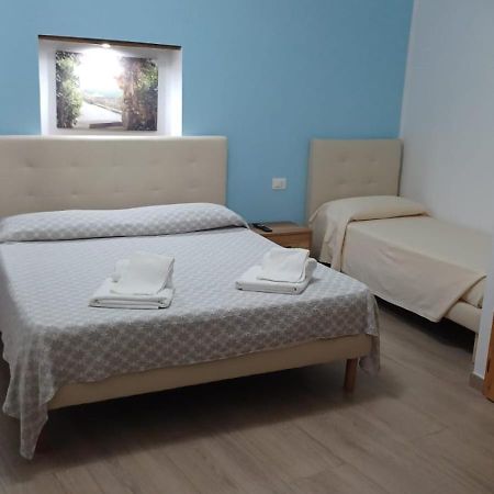 Casa Vacanze B&B Ondes Camerota Eksteriør billede