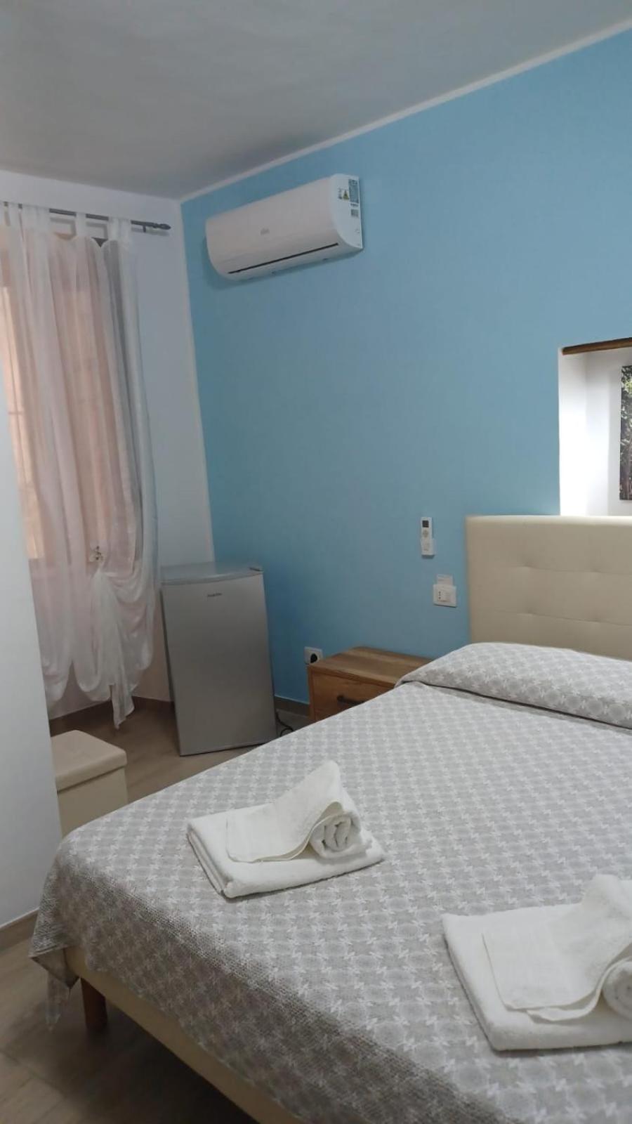 Casa Vacanze B&B Ondes Camerota Eksteriør billede